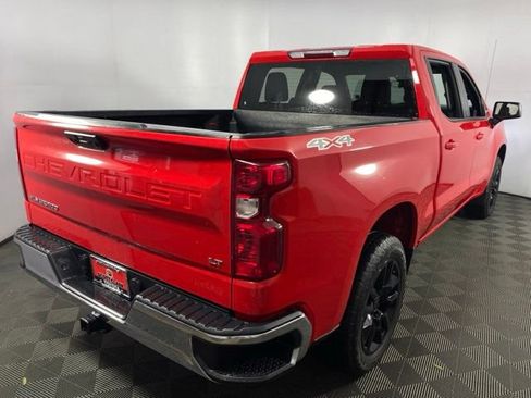 Used 2023 Chevrolet Silverado 1500 LT AWD/4WD image 8