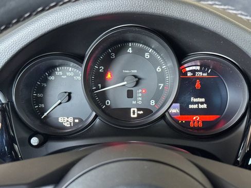 Used 2024 Porsche Macan image 25