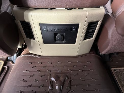Used 2016 RAM 1500 Laramie Longhorn w/ Convenience Group AWD/4WD image 18