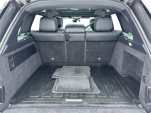 Used 2019 Land Rover Range Rover image 46