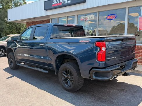 Used 2020 Chevrolet Silverado 1500 Custom Trail Boss w/ Custom Convenience Package AWD/4WD image 2