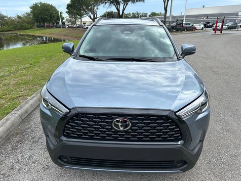 Used 2024 Toyota Corolla Cross LE FWD image 9