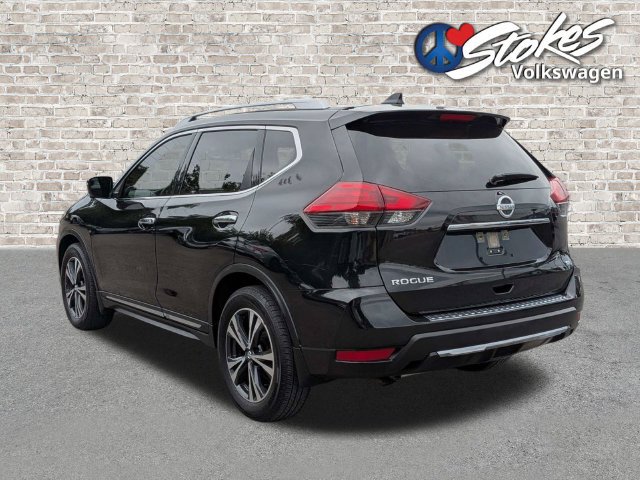 Used 2017 Nissan Rogue SL w/ SL Premium Package FWD image 6