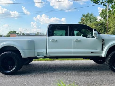 Used 2026 Ford F450 Lariat AWD/4WD image 4