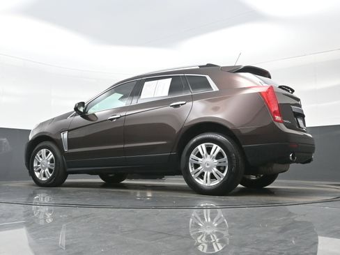 Used 2015 Cadillac SRX Luxury w/ Driver Awareness Package image 28