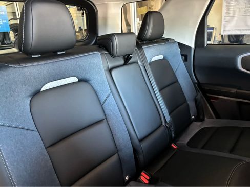 Certified 2025 Ford Bronco Sport Outer Banks w/ Outer Banks Tech Package+ AWD/4WD image 46