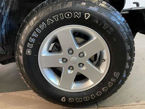 Used 2013 Jeep Wrangler Sport image 38