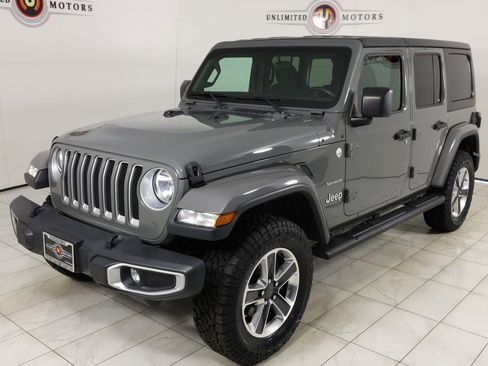 Used 2019 Jeep Wrangler Unlimited Sahara w/ Safety Group AWD/4WD image 5