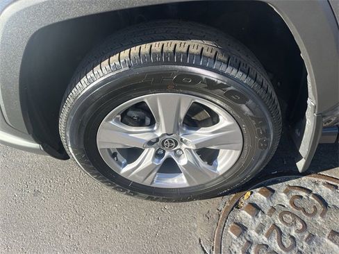 Used 2022 Toyota RAV4 XLE image 10