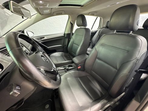 Used 2015 Volkswagen Golf TDI SE FWD image 15