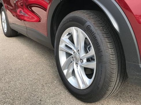 Used 2025 Buick Envista Preferred FWD image 12