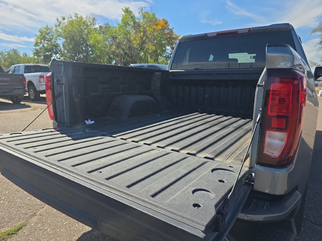Used 2021 GMC Sierra 1500 Elevation AWD/4WD image 16