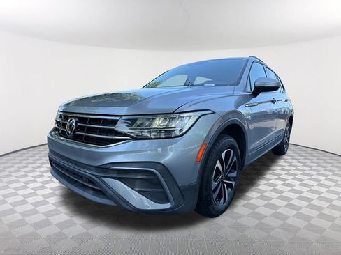 Used 2022 Volkswagen Tiguan S FWD image 1