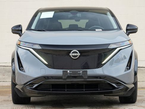 Used 2025 Nissan Ariya FWD image 6