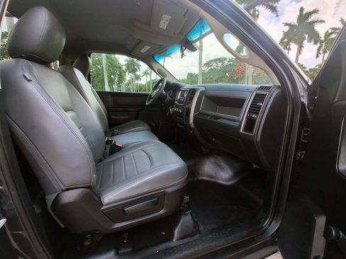 Used 2017 RAM 1500 Tradesman RWD image 12