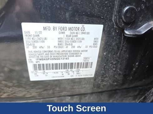 Used 2022 Ford Explorer Limited w/ Equipment Group 301A AWD/4WD image 27