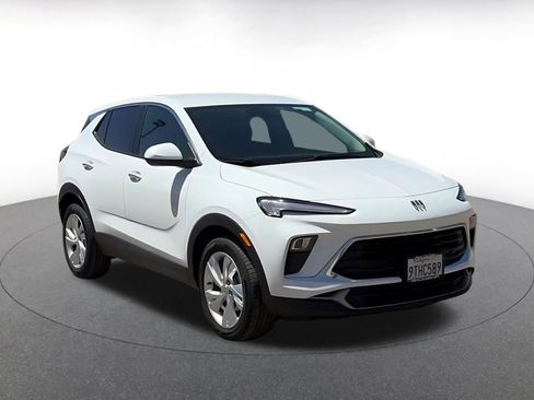 Used 2025 Buick Encore GX Preferred image 3