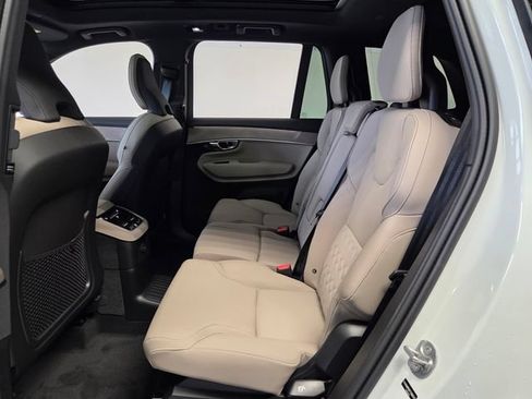 New 2026 Volvo XC90 T8 Plus w/ Protection Package Premier AWD/4WD image 11