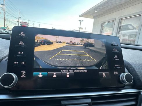 Used 2018 Honda Accord EX-L image 19