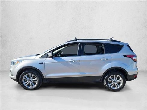 Used 2018 Ford Escape SE image 8