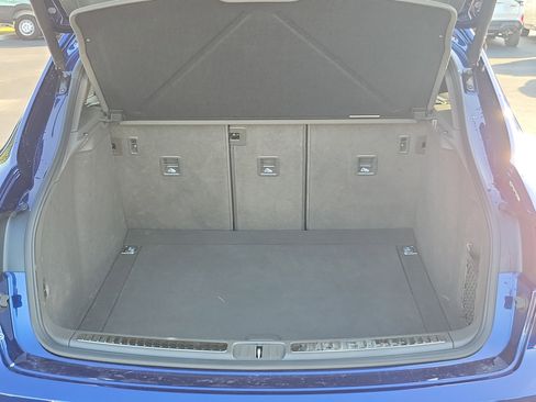 Used 2025 Porsche Macan Turbo image 12