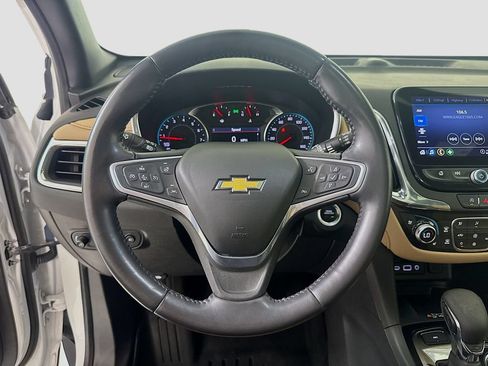 Used 2022 Chevrolet Equinox Premier AWD/4WD image 13