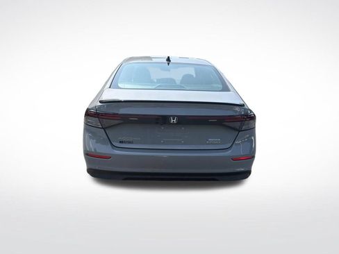 Used 2025 Honda Accord Sport image 12