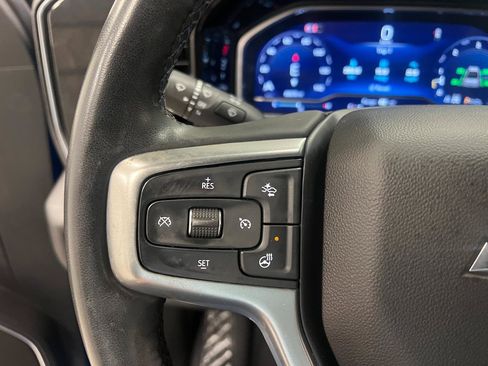 Used 2024 Chevrolet Silverado 1500 LT AWD/4WD image 33