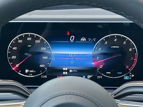 New 2026 Mercedes-Benz GLS 580 4MATIC image 29