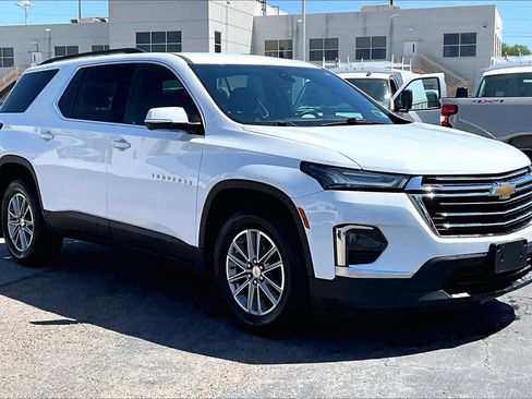 Used 2023 Chevrolet Traverse LT AWD/4WD image 1