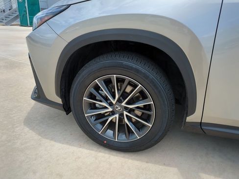 Used 2023 Lexus NX 350 AWD image 24
