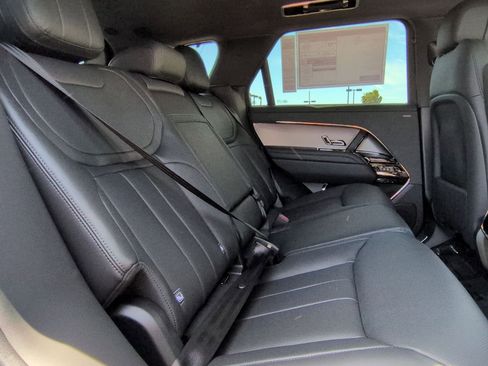 New 2026 Land Rover Range Rover Sport Dynamic SE AWD/4WD image 25