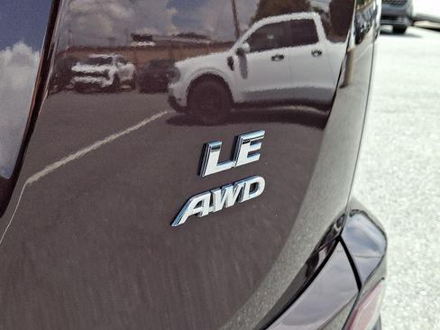 Used 2018 Toyota RAV4 LE w/ All Weather Liner Package AWD/4WD image 30