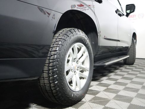 Used 2023 Chevrolet Tahoe LT image 23