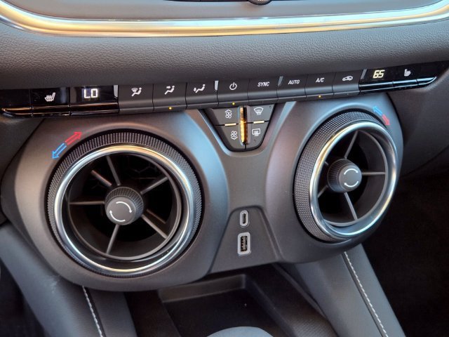 New 2026 Chevrolet Blazer LT w/ Convenience Package FWD image 13