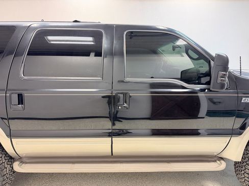 Used 2001 Ford Excursion Limited image 9