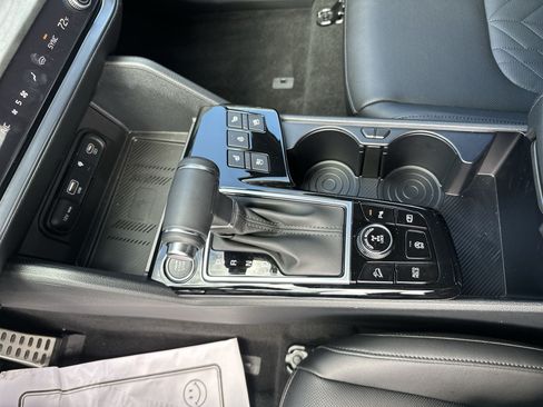 Certified 2025 Kia Sportage X-Pro Prestige AWD/4WD image 20