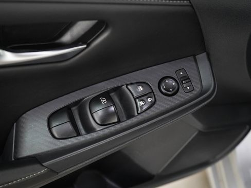 Used 2020 Nissan Sentra SV FWD image 18