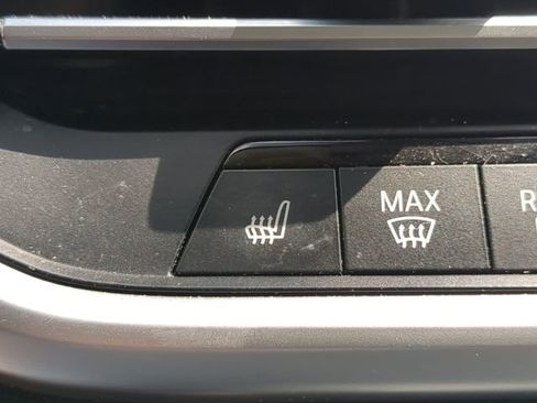 Used 2020 BMW X7 xDrive40i w/ Cold Weather Package image 26