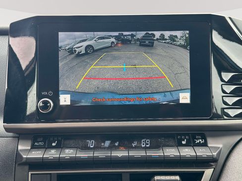 Used 2025 Toyota Camry LE w/ Convenience Package FWD image 10