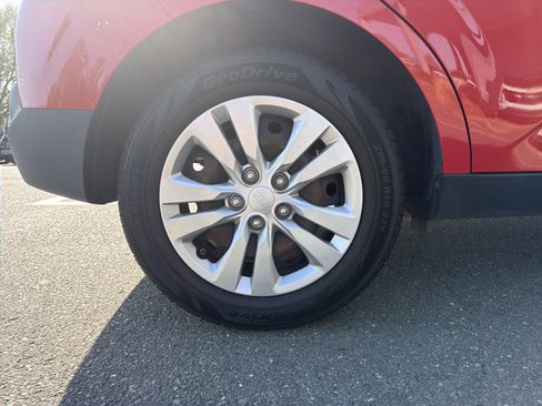 Used 2020 Kia Soul LX image 12