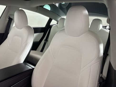 Used 2020 Tesla Model 3 Performance image 8