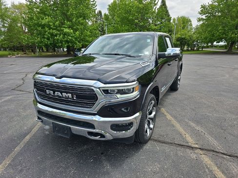 Used 2023 RAM 1500 Limited AWD/4WD image 2