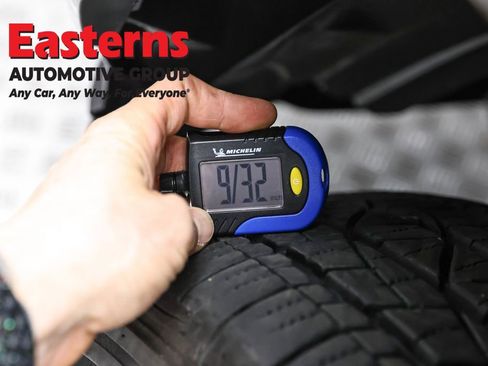 Used 2019 Toyota Tacoma TRD Sport w/ TRD Premium Sport Package image 27