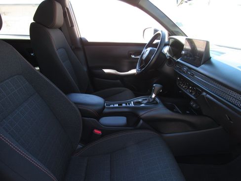 Certified 2026 Honda HR-V Sport image 8