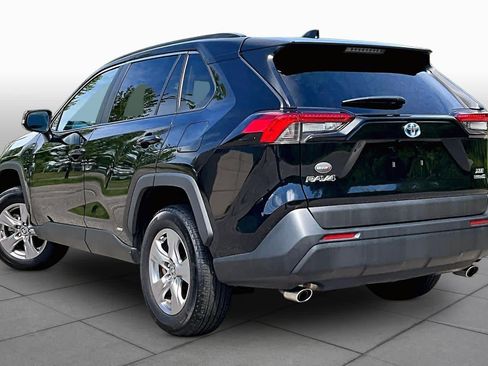 Used 2024 Toyota RAV4 XLE AWD/4WD image 12