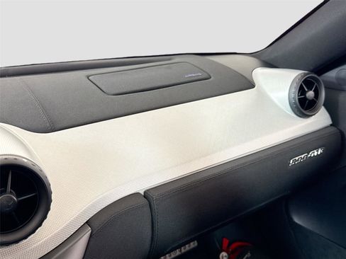 Used 2011 Ferrari 599 GTB Fiorano image 28