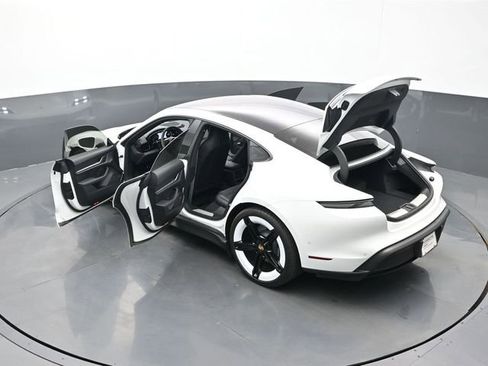 Certified 2025 Porsche Taycan AWD/4WD image 25