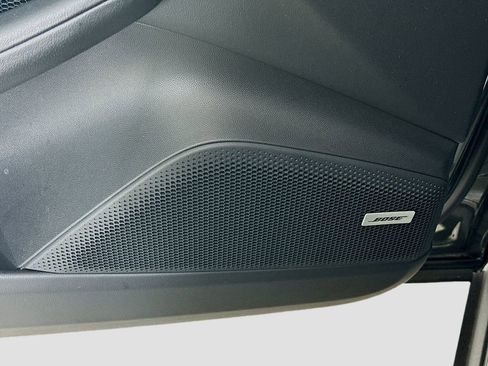 Used 2024 Porsche Macan 4 Electric image 21