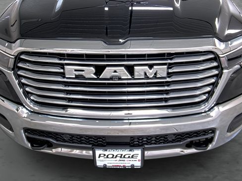 New 2026 RAM 1500 Laramie AWD/4WD image 16